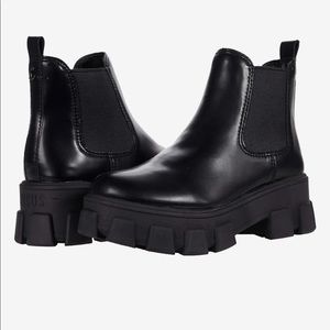 Circus Darielle Boots